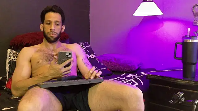 Karim_mansur webcam