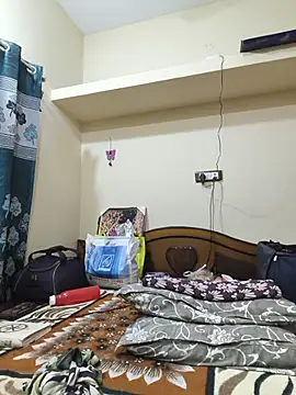 Tamil_Ishu webcam
