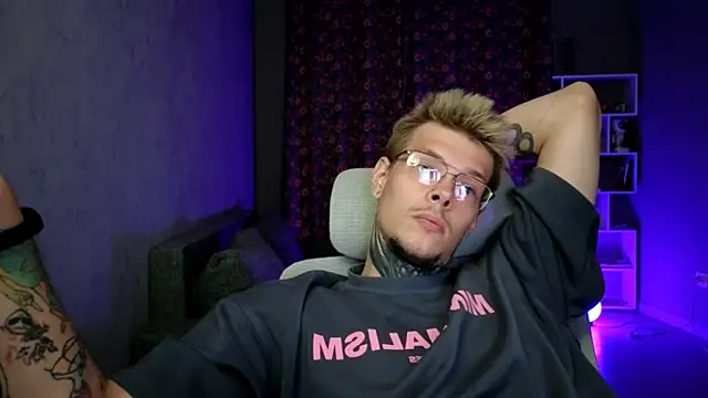 DENIS_HERE