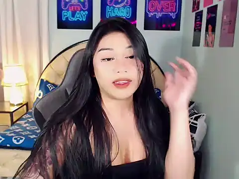 SexxyTsLoverr webcam