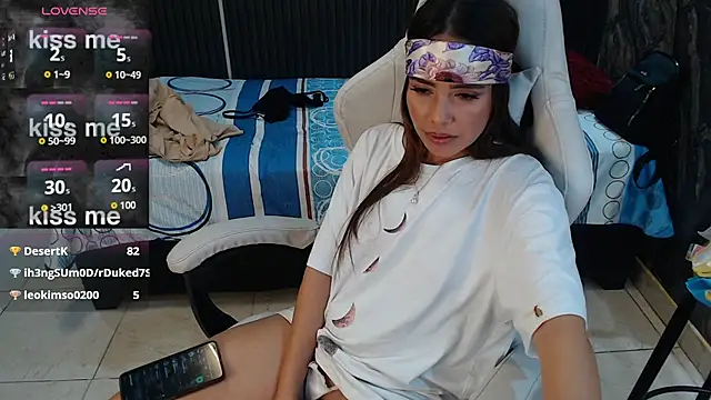naomis_36 webcam