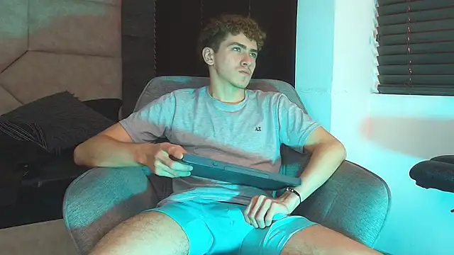 Tyler_Mcrey webcam