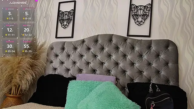 katt_eyes__ webcam
