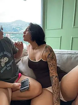 Alice_surprise live sex cam