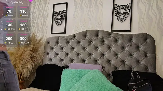 katt_eyes__ webcam