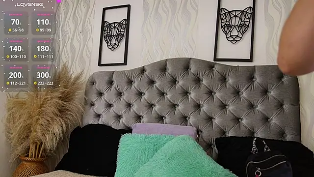 katt_eyes__ webcam