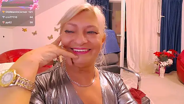 HypnotikCate webcam