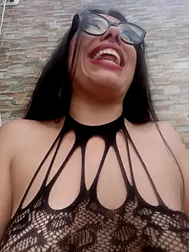 Olivia_Collinns1 live cam on StripChat