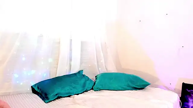lilahsweet - LilahSweet's free webcam - UK Sex Cams