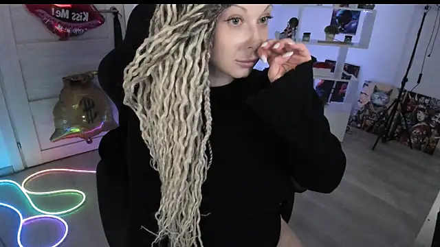 HoneySallyMoore webcam