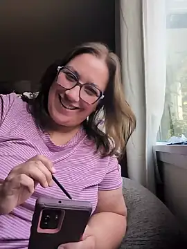 Canadian_BBW live cam on StripChat