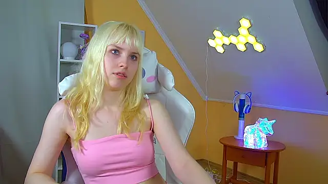 HannahHollis live cam on StripChat