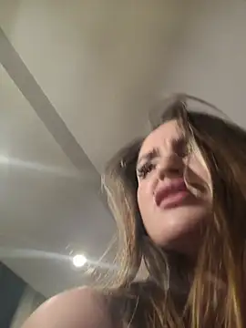 TwojaMary69 webcam
