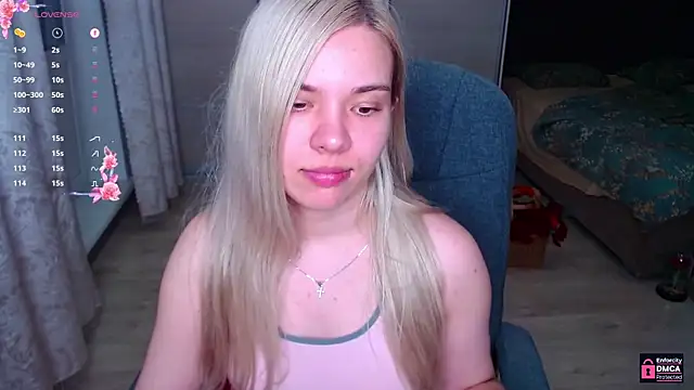 Lana__Nova webcam