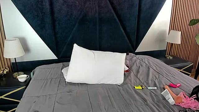 Olivia_Collinns1 webcam