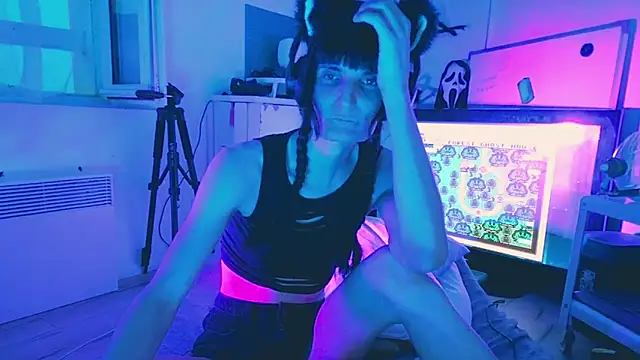 CeriseLapine webcam