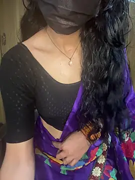 kiaraqueen7 webcam