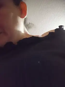 paulett15 live cam on StripChat