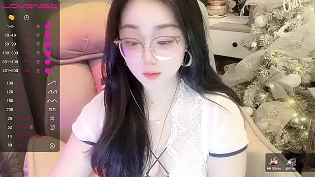 Monica-666888- webcam