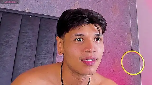 Alejandroo_Montenegro webcam