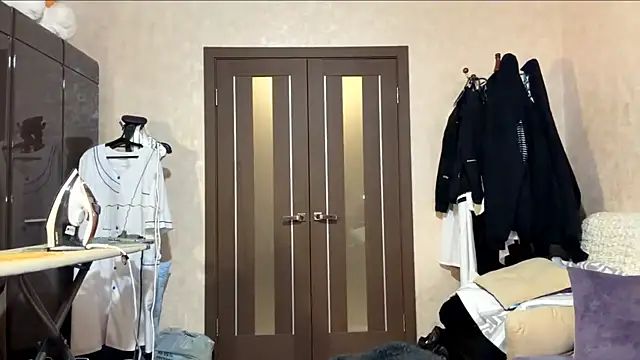BuzzingRaid webcam