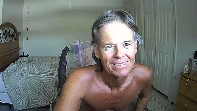 nakeedcowboi65 webcam
