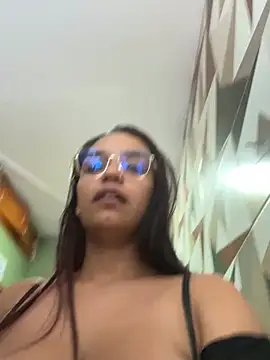 Sara-77 webcam