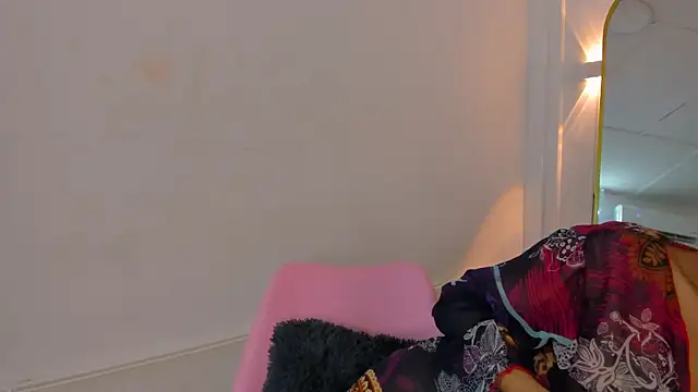 charlotte_dante212 - Charlotte_dante212's free webcam - UK Sex Cams