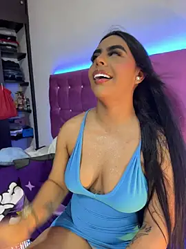 Aylin_Fox webcam