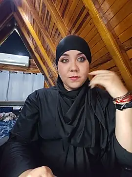 AmbarBurhan live cam on StripChat