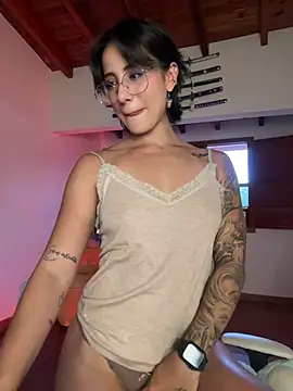 Ale_Lewis webcam