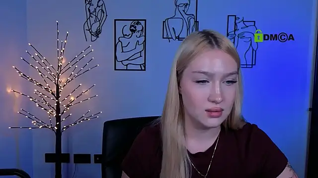 playful_sophie webcam