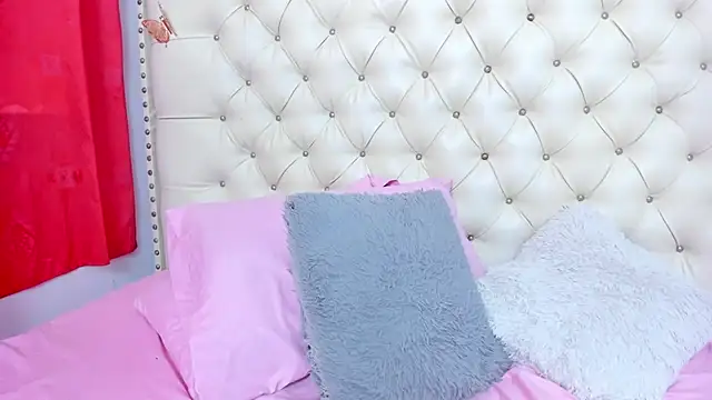 celena_wonder webcam