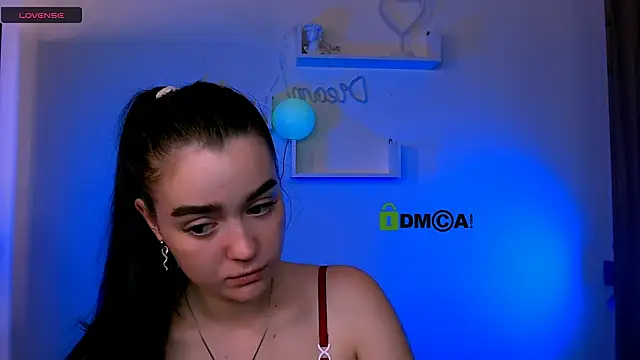 monica_xcx webcam