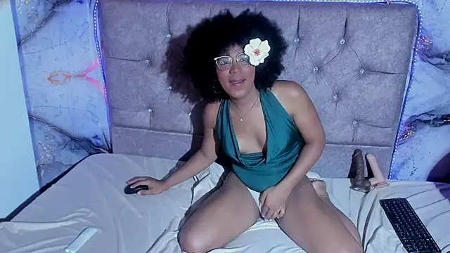 CataleyaMoon_ webcam