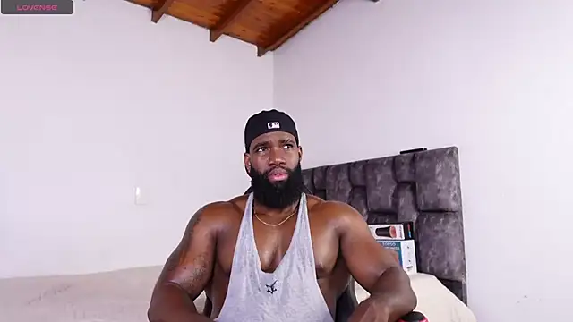 james_musclebbc - James_musclebbc's free webcam - UK Sex Cams