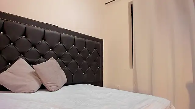AbbySttonne webcam