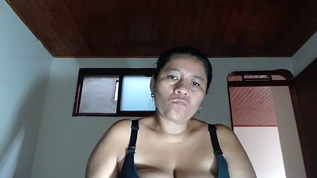 adrixxx38 webcam