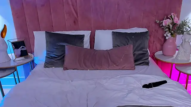 LizyBex webcam
