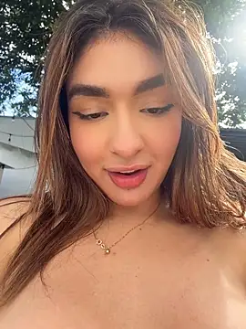 jenn_fit's live cam