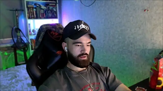 _Serious_Man webcam