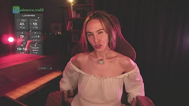_Eva_Adama webcam