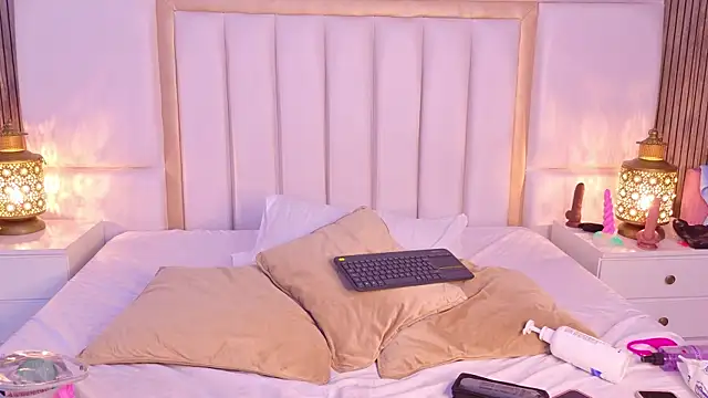 LaylaaDoll webcam