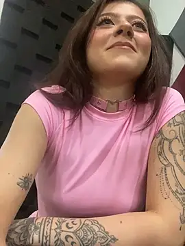 GabriellaManhaes webcam