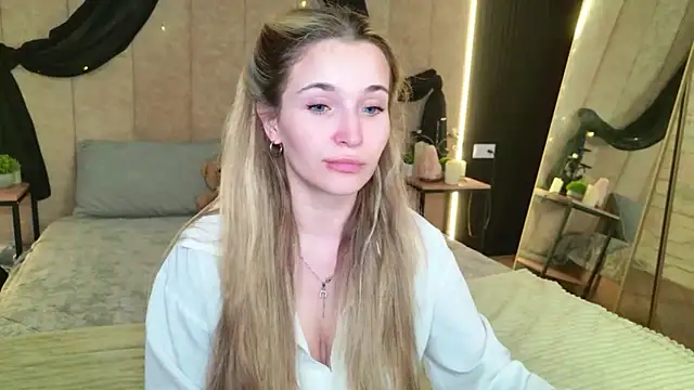 Lina_Sinerz webcam