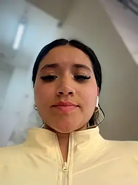 veronica_wins_'s live room