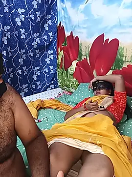 ChitChatCouple webcam
