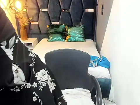 Kataleya_Hot__ webcam