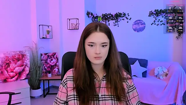 liana_kisses webcam