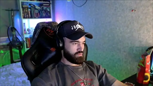 _Serious_Man webcam